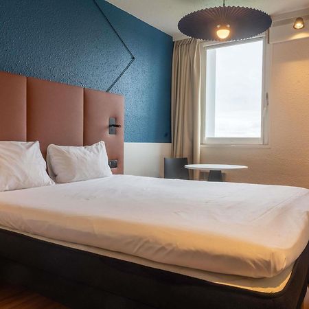 Ibis Lyon Est Bron Hotel Екстериор снимка